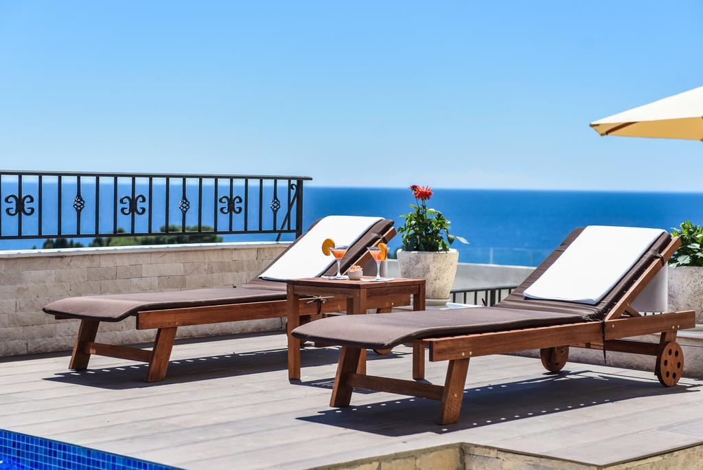 Villa Premier Ulcinj Bagian luar foto